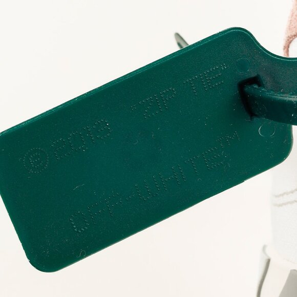 OFF-WHITE Low Vulcanized Canvas Low-Top Sneakers - Picture 10 of 16